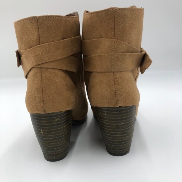Qupid Tan Booties Size 5.5 - Picture 6 of 6